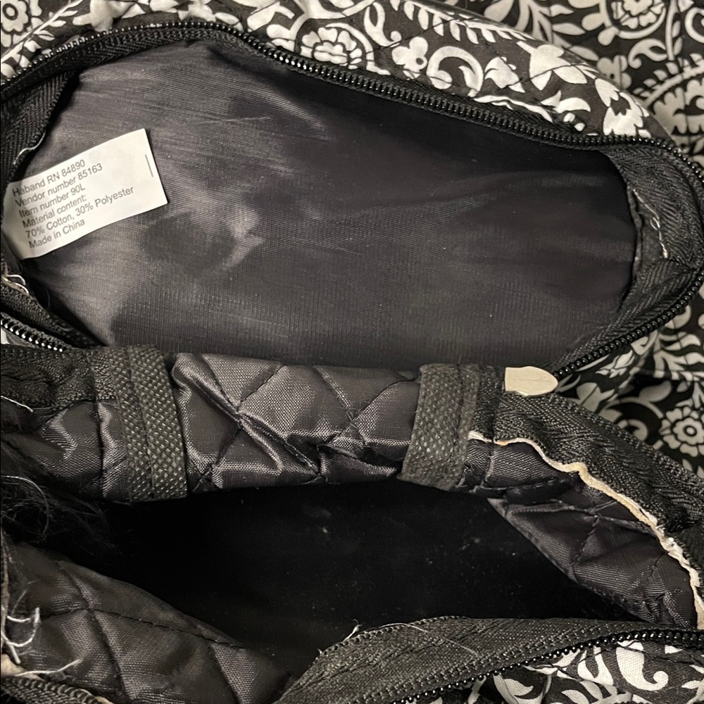 Chic Black and White Paisley Travel Bag - Picture 5 of 8